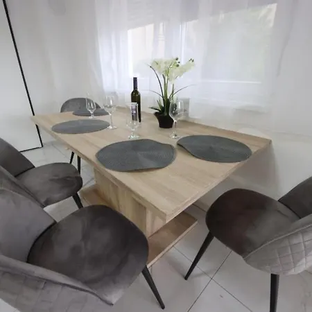 With Parking Space Bibinje, Zadar - 22104 比比涅