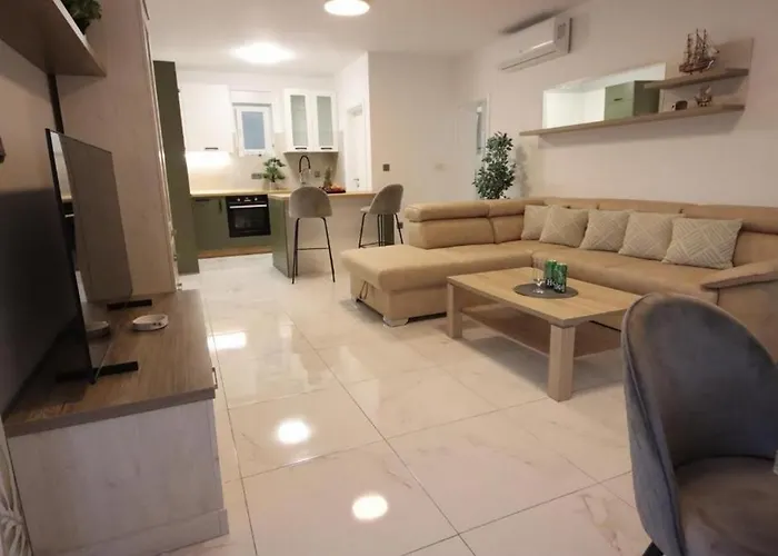 公寓 With Parking Space Bibinje, Zadar - 22104 *