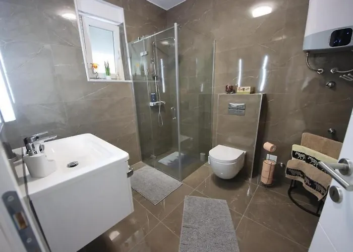 With Parking Space Bibinje, Zadar - 22104 比比涅