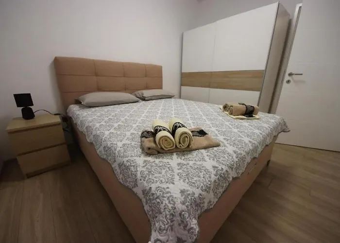 With Parking Space Bibinje, Zadar - 22104 公寓 比比涅