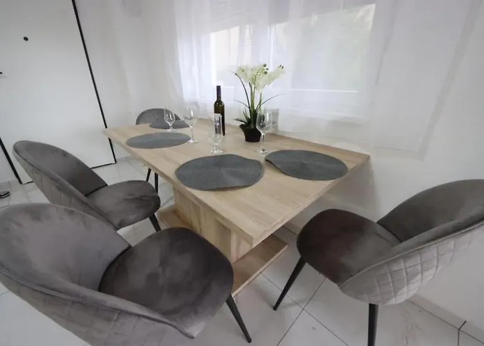 With Parking Space Bibinje, Zadar - 22104 比比涅